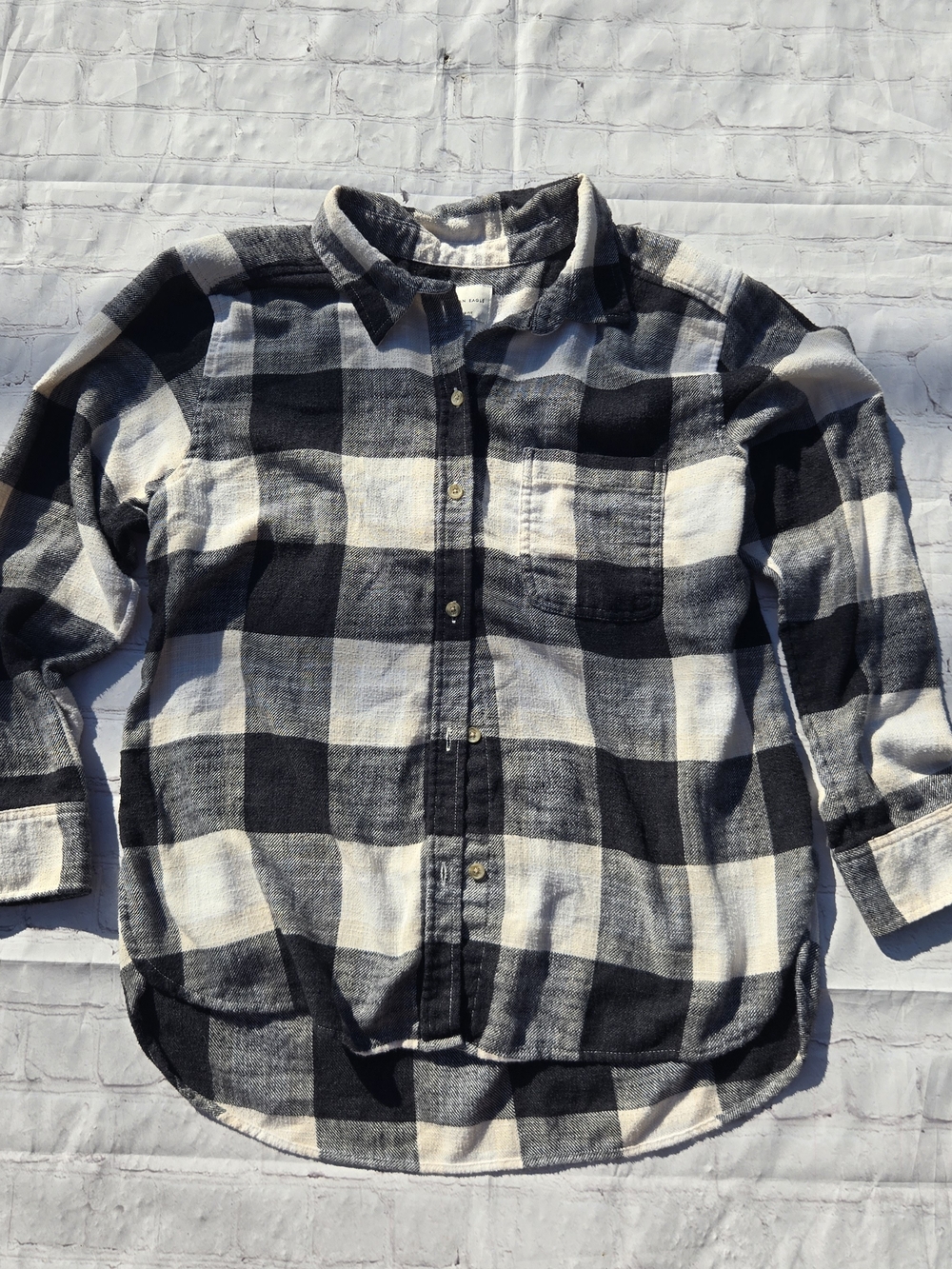 American Eagle Outfitters Black and White Plaid Button-Down Shirt
